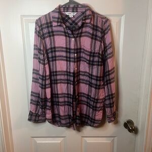 Flannel Season is here! Old Navy Pink and Black Plaid Shirt